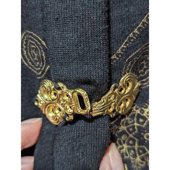 Adolfo Sport Women's Black & Gold Printed Vintage Short Sleeve T-Shirt Size L - Picture 4 of 6